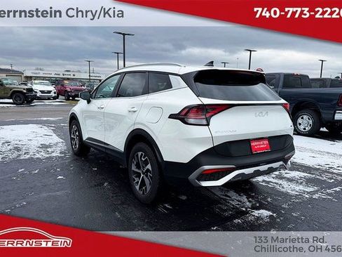 Used 2024 Kia Sportage EX image 5