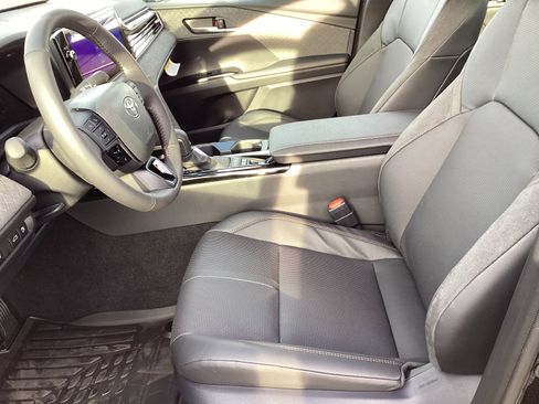 New 2026 Toyota Camry XLE image 22