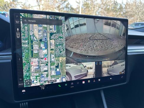 Used 2021 Tesla Model S Plaid image 22