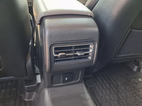 Certified 2025 Lincoln Corsair FWD image 13