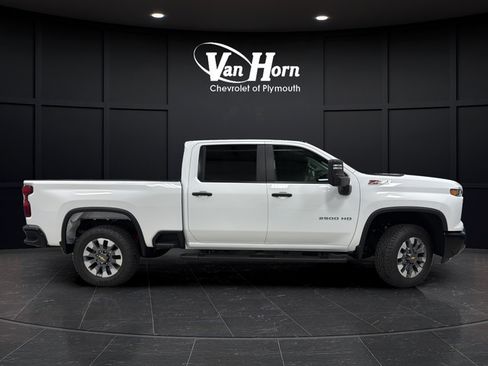 New 2026 Chevrolet Silverado 2500 Custom w/ Custom Value Package AWD/4WD image 8