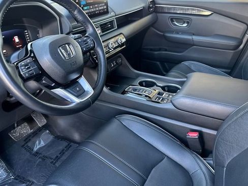 Certified 2024 Honda Pilot Elite image 11