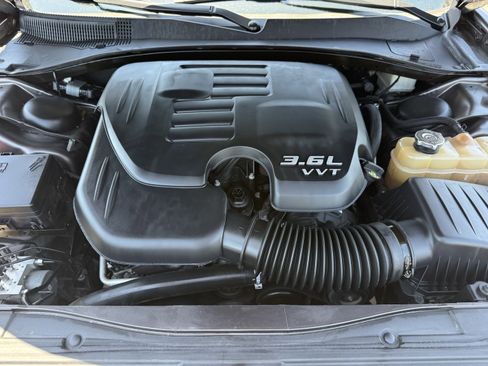Used 2021 Chrysler 300 S RWD image 31