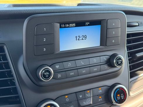 New 2025 Ford Transit 250 148 Medium Roof image 16