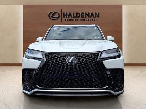 Used 2024 Lexus LX 600 F Sport AWD/4WD image 2
