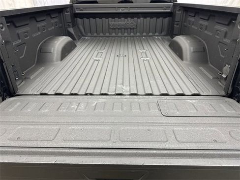 Used 2024 Chevrolet Silverado 2500 High Country w/ High Country Premium Package image 27