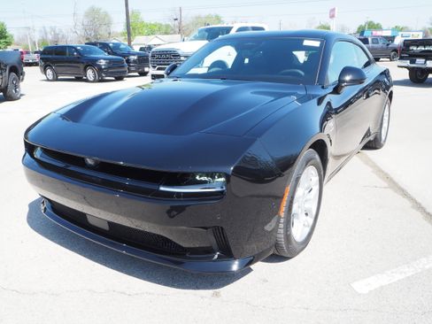 New 2025 Dodge Charger R/T w/ Quick Order Package 25M R/T image 2