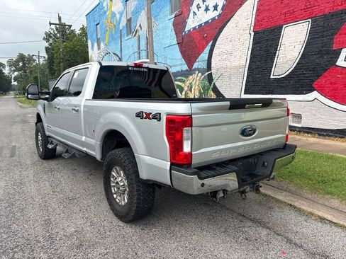 Used 2019 Ford F250 XLT w/ XLT Premium Package AWD/4WD image 5