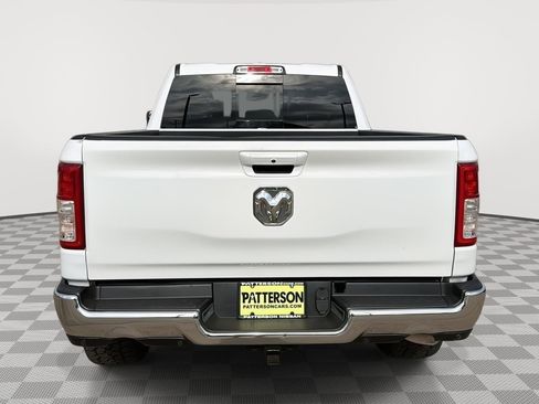 Used 2022 RAM 1500 Big Horn AWD/4WD image 3