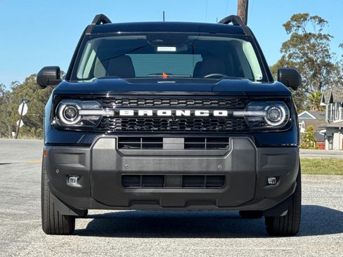 Used 2025 Ford Bronco Sport Outer Banks w/ Outer Banks Tech Package+ AWD/4WD image 8