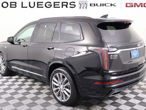 Used 2020 Cadillac XT6 Sport w/ Platinum Package AWD/4WD image 4