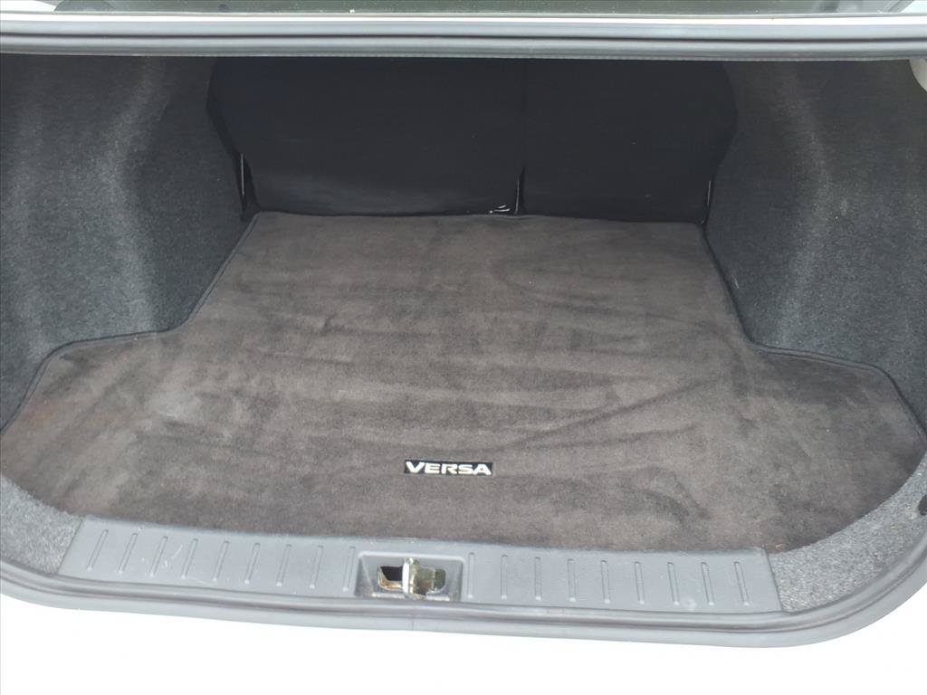 Used 2024 Nissan Versa SV FWD image 19