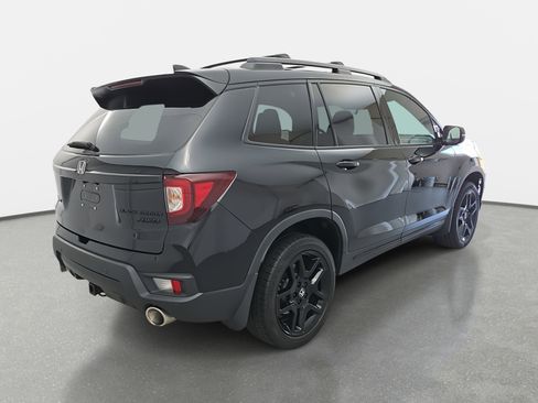 Certified 2024 Honda Passport Black Edition image 5