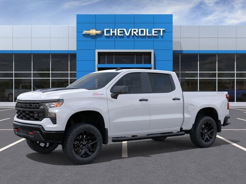 New 2026 Chevrolet Silverado 1500 Custom Trail Boss w/ LPO, Dark Essentials Package AWD/4WD image 2