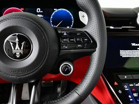 New 2026 Maserati GranTurismo Trofeo image 13