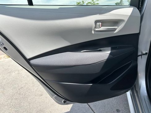 Used 2024 Toyota Corolla LE w/ LE Premium Package FWD image 26