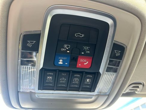 Used 2022 RAM 1500 Laramie image 22