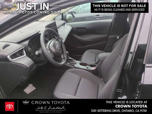 Used 2025 Toyota Corolla LE image 4