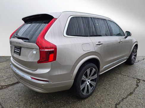 Certified 2023 Volvo XC90 T8 Plus w/ Protection Package Premier image 3