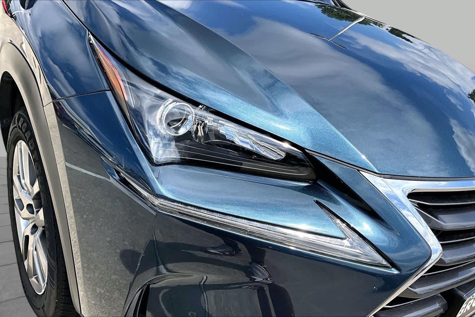 Used 2015 Lexus NX 200t FWD w/ Luxury Package image 25