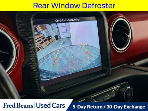 Used 2018 Jeep Wrangler Unlimited Rubicon AWD/4WD image 18
