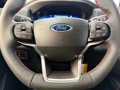 New 2026 Ford Explorer ST-Line w/ ST-Line Street Pack image 44