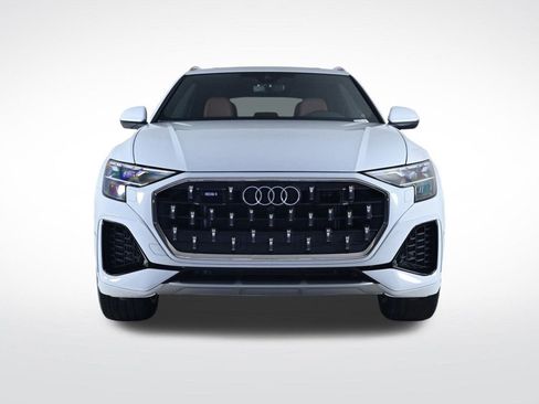 Certified 2025 Audi Q8 Premium w/ Convenience Package image 8