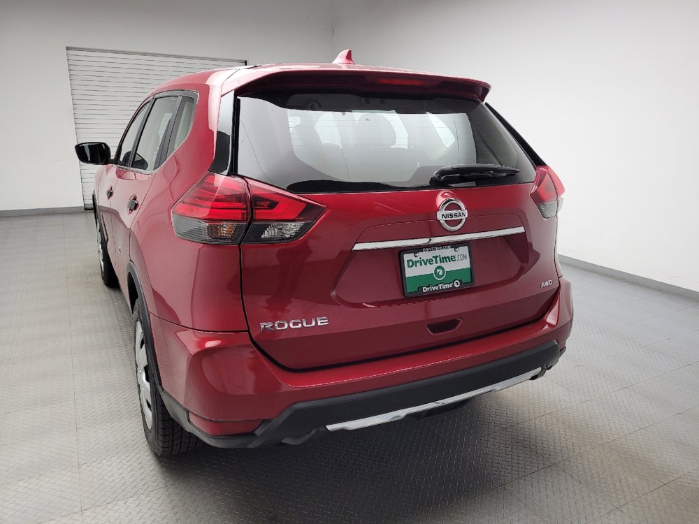 Used 2017 Nissan Rogue S AWD/4WD image 6