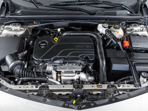 Used 2025 Chevrolet Malibu LT FWD image 46