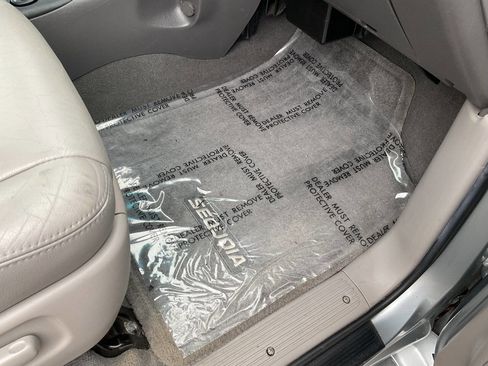 Used 2007 Toyota Sequoia SR5 image 30