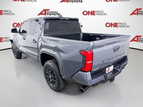 Certified 2025 Toyota Tacoma SR5 AWD/4WD image 6