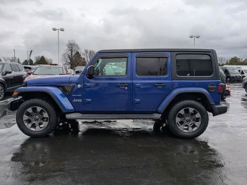 Used 2020 Jeep Wrangler Unlimited Sahara image 9