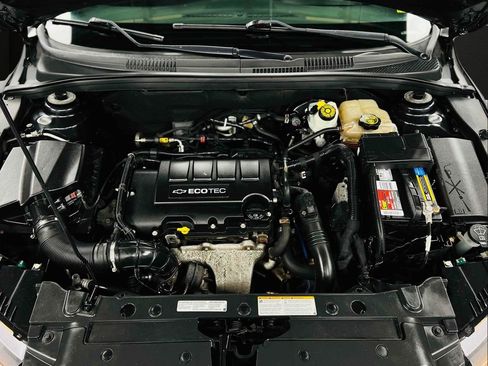 Used 2013 Chevrolet Cruze LT w/ All-Star Edition image 28