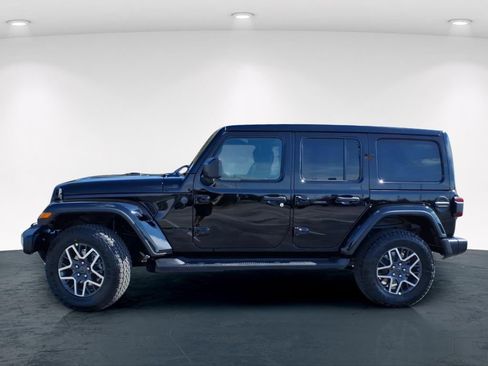 New 2026 Jeep Wrangler Unlimited Sahara AWD/4WD image 5