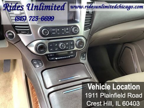 Used 2017 Chevrolet Suburban Premier AWD/4WD image 18