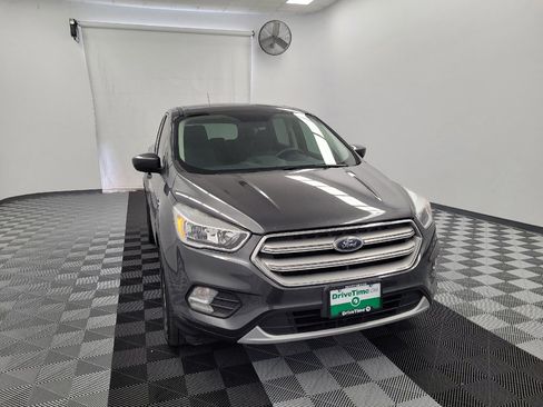 Used 2019 Ford Escape SE FWD image 14