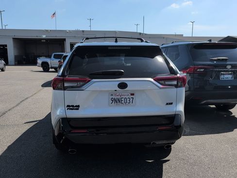 Used 2024 Toyota RAV4 XSE w/ Premium Package image 4