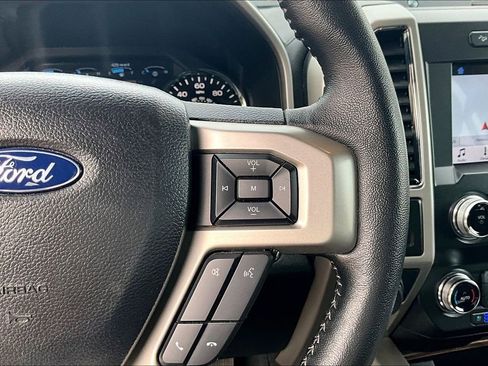 Used 2019 Ford F150 Lariat w/ Equipment Group 502A Luxury AWD/4WD image 23