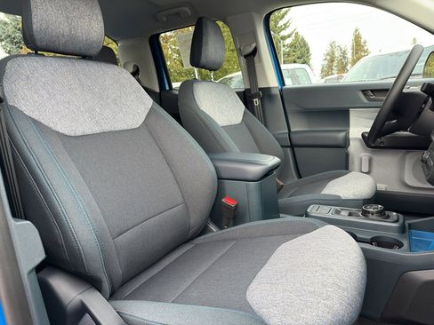 New 2025 Ford Maverick XLT w/ 4K Tow Package image 35