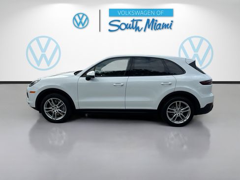 Used 2021 Porsche Cayenne AWD/4WD image 4