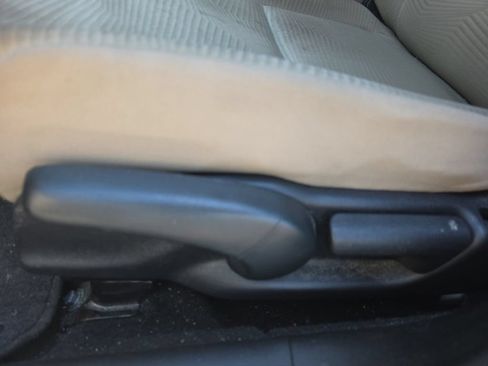 Used 2017 Honda Accord LX image 11