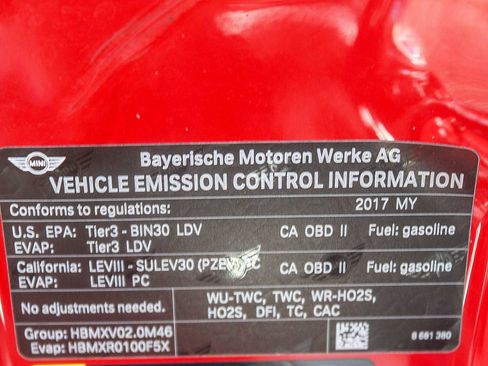 Used 2017 MINI Cooper S image 28