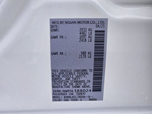 Used 2025 Nissan Altima 2.5 SV image 35