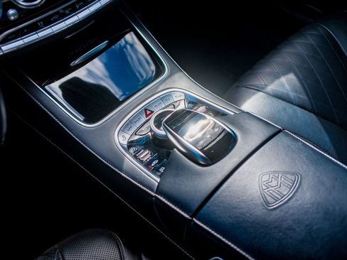 Used 2020 Mercedes-Benz Maybach S 650 image 24