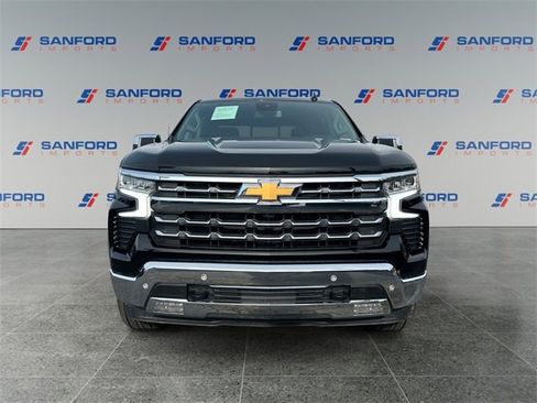Used 2024 Chevrolet Silverado 1500 LTZ w/ LTZ Premium Package image 8