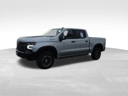 Certified 2022 Chevrolet Silverado 1500 ZR2 w/ Technology Package image 4