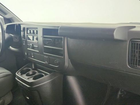 Used 2025 Chevrolet Express 2500 w/ Driver Convenience Package RWD image 20