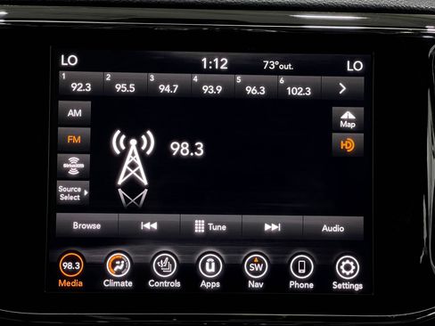 Used 2021 Jeep Grand Cherokee Laredo X AWD/4WD image 23