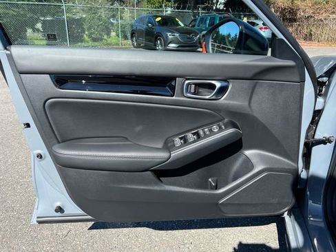 Used 2025 Honda Civic Sport Touring image 21