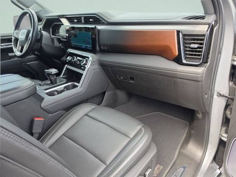 Used 2024 GMC Sierra 1500 Denali AWD/4WD image 19
